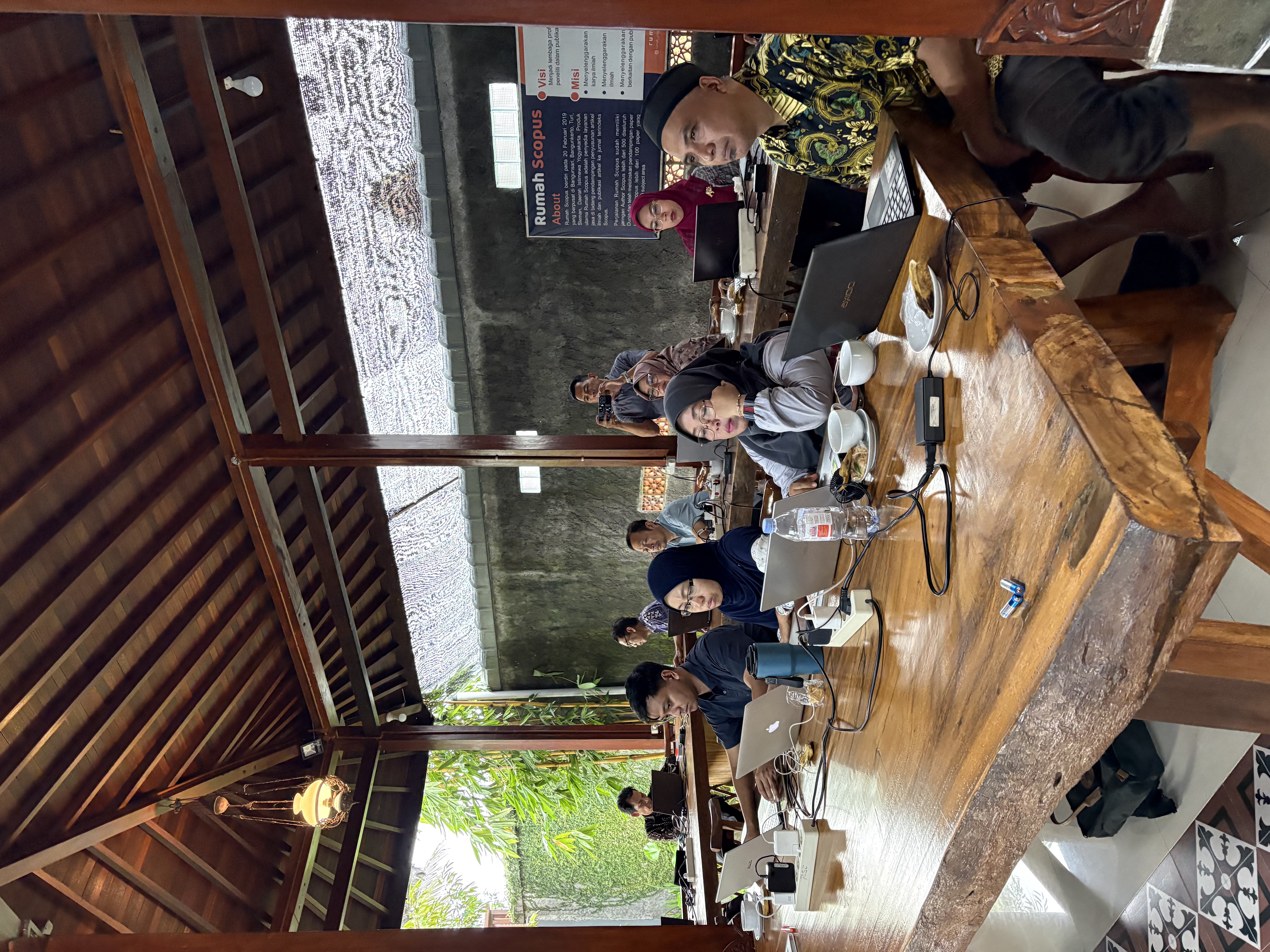 Suasana Camp 2